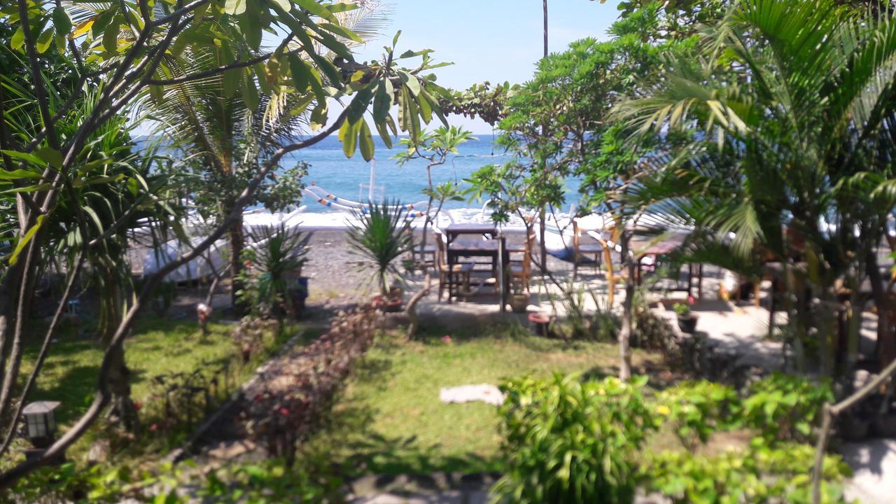 Warung Pantai Bungalows Amed Exterior foto